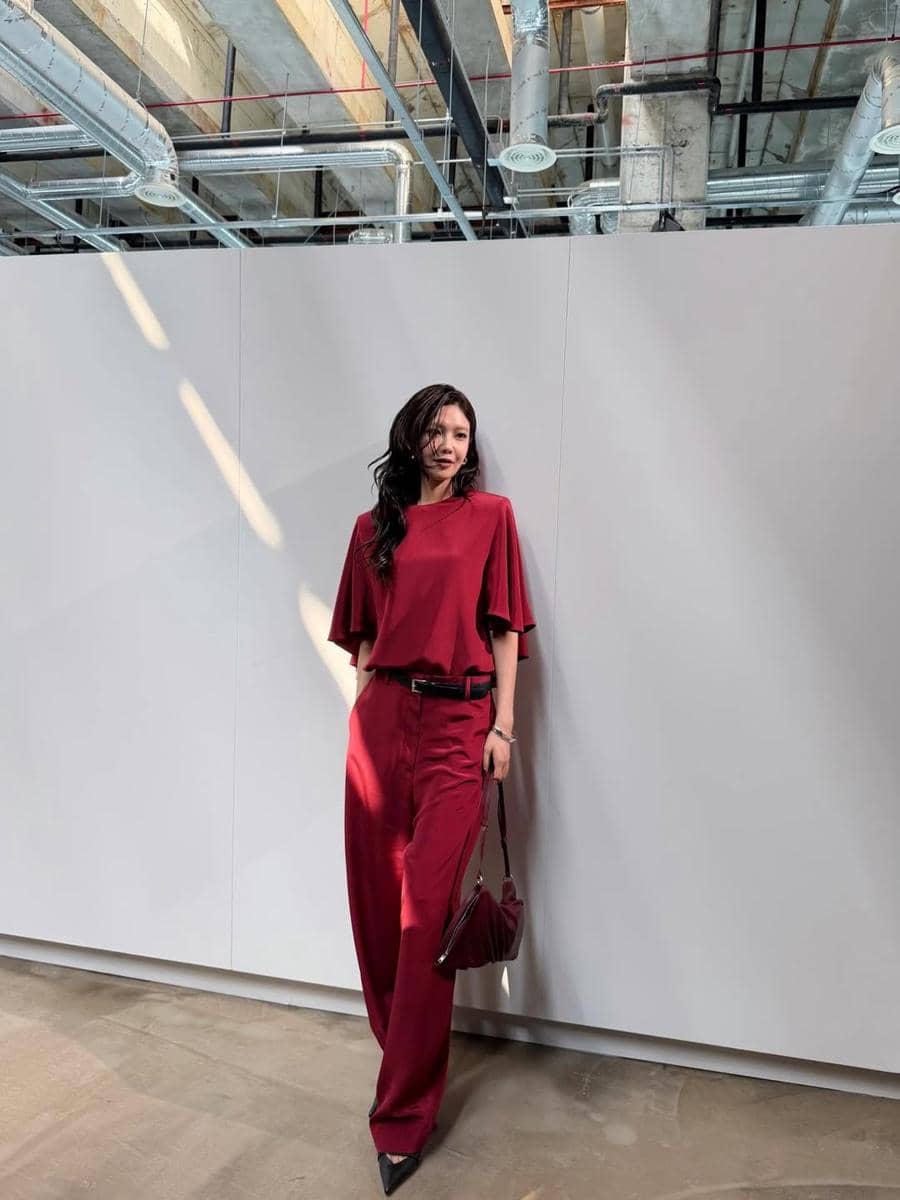 clean outfit ala Sooyoung SNSD