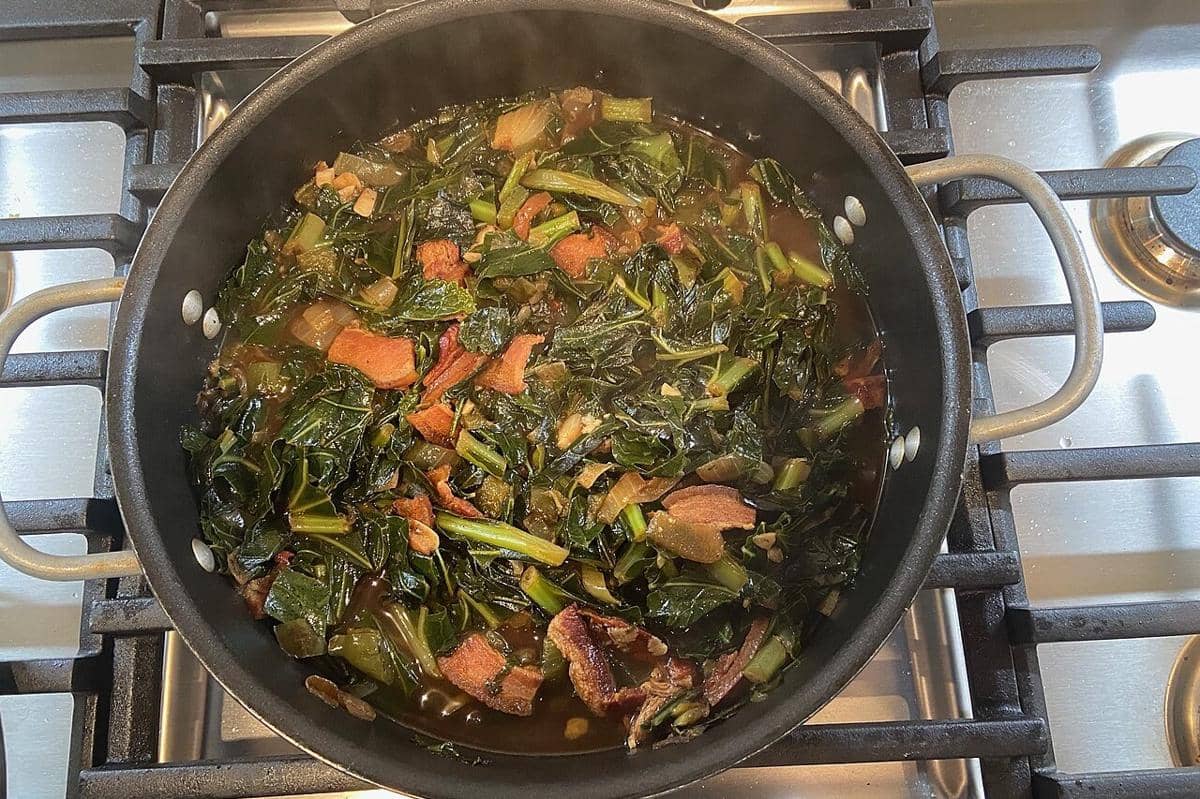 ilustrasi olahan collard greens