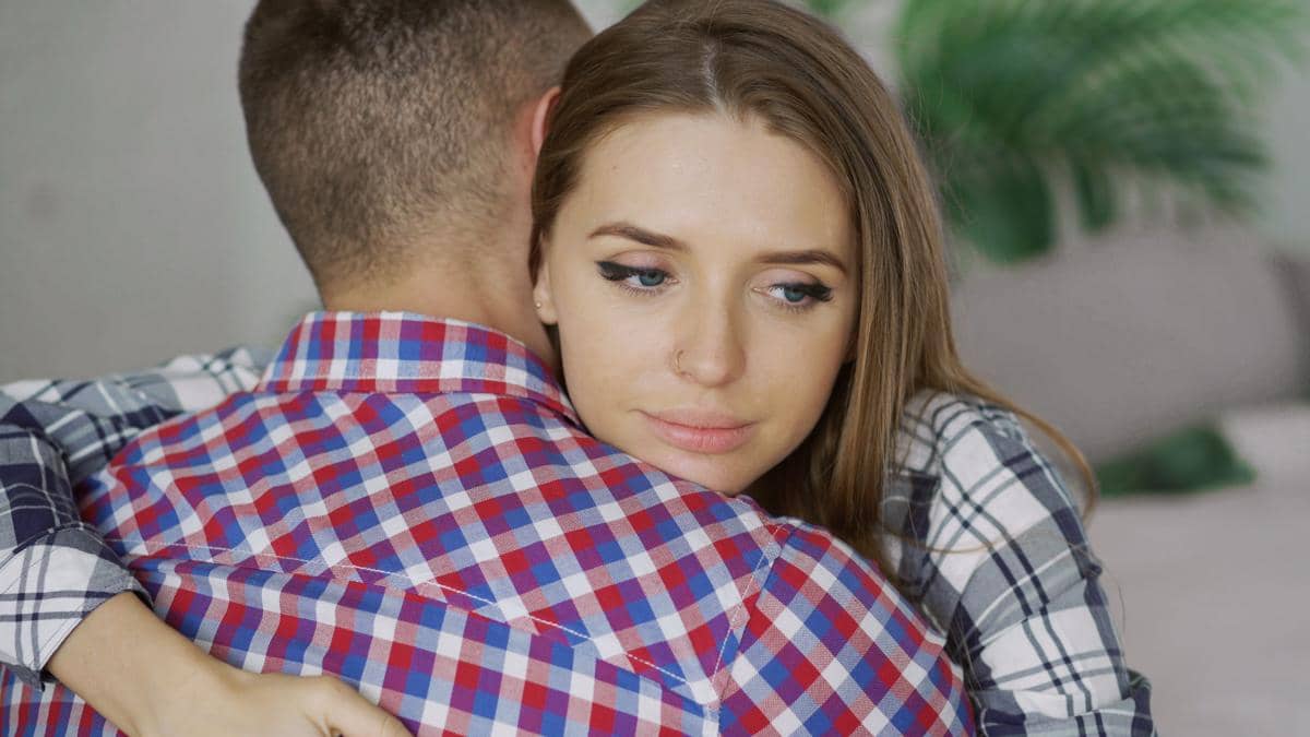 5 Tanda Kamu Memiliki Trust Issues yang Perlu Disadari