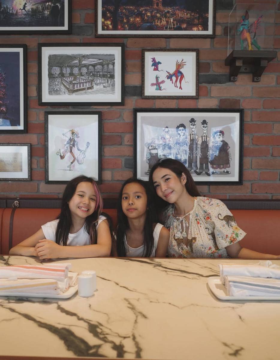 Gisella Anastasia dan Gempita liburan naik Disney Cruise