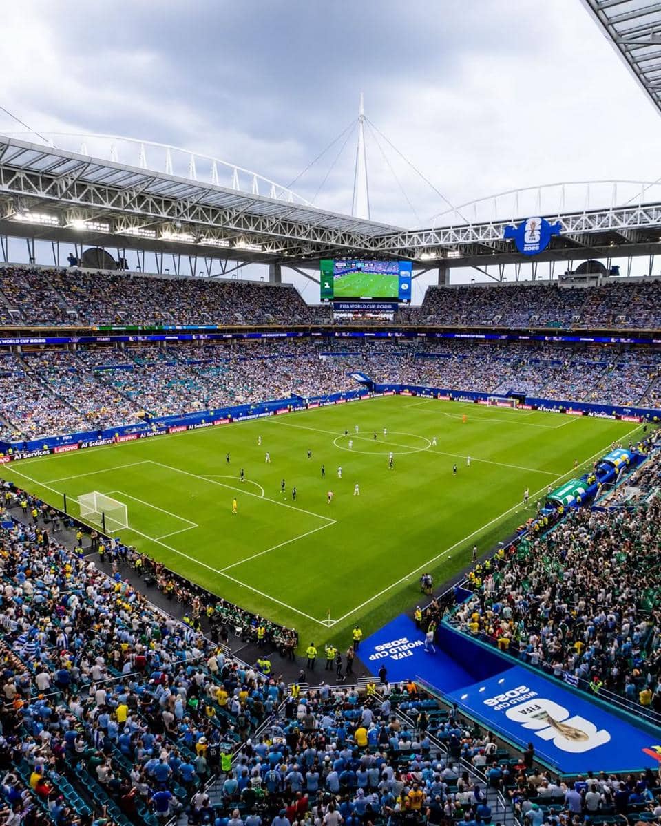 suasana Miami Stadium 