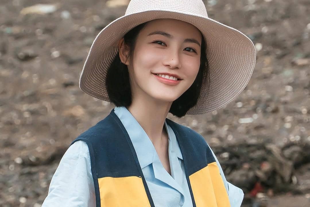 7 Sisi Girlfriend Material Yook Ha Ri di Doctor On The Edge