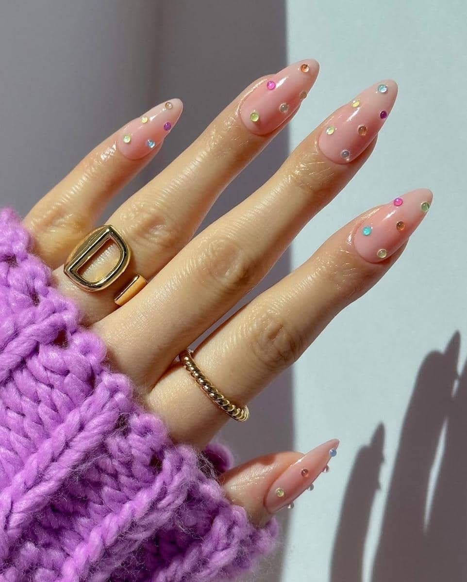 Inspirasi lip gloss nails 