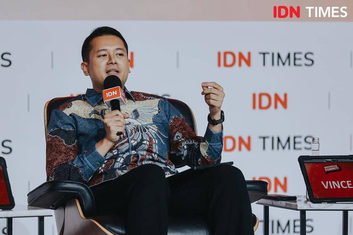Profil Adhita Jona Warsito, Senior Vice President Bank Mandiri