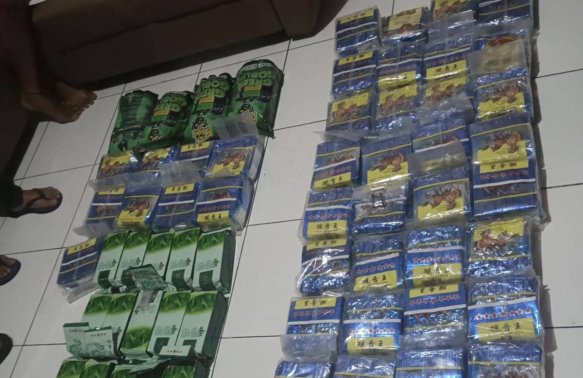 Polisi Tangkap 2 Buron Kurir Narkoba Malaysia, Barang Bukti Rp137 M