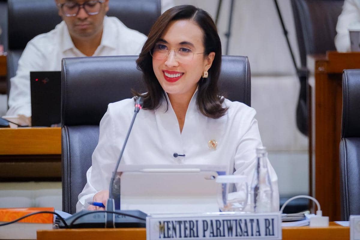 Target Pariwisata 2027 Naik, Menpar Ungkap Anggaran Ideal Rp3 Triliun