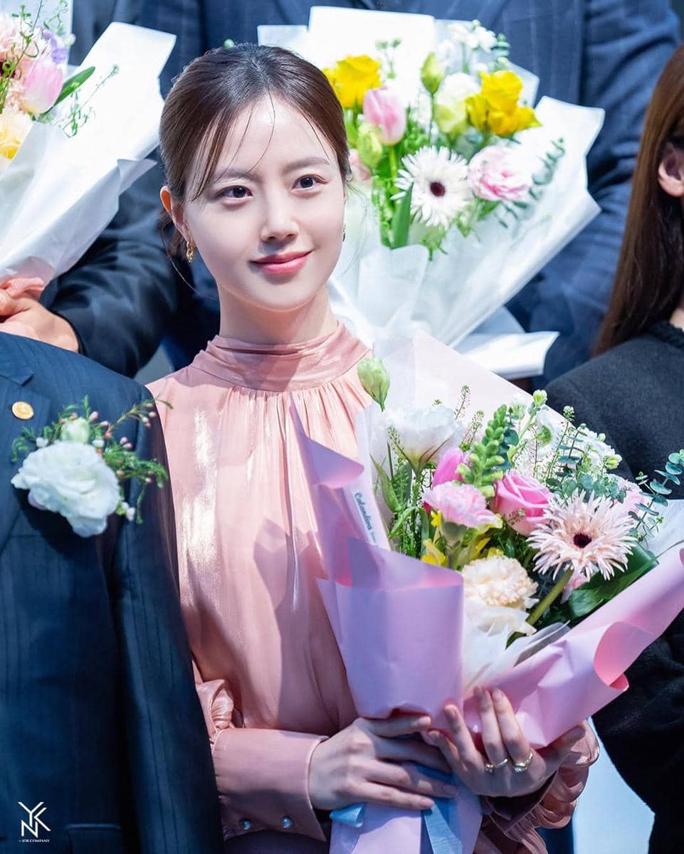 Moon Chae Won