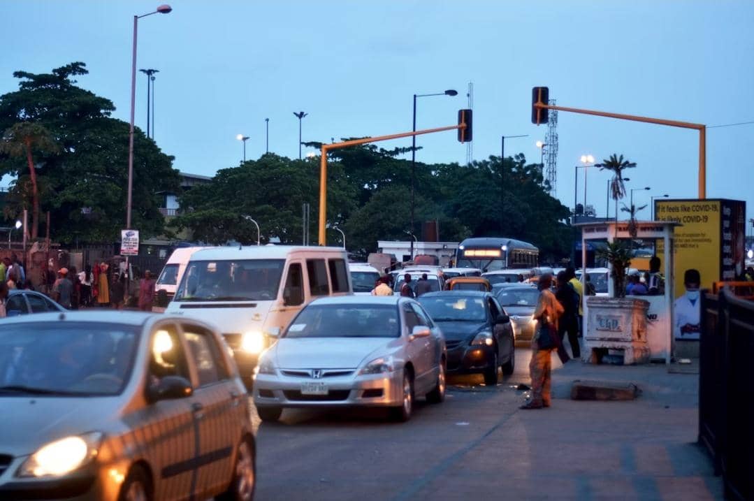 5 Pengaruh Kemacetan Terhadap Performa Mesin Mobil