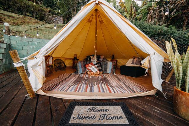 Ilustrasi glamping