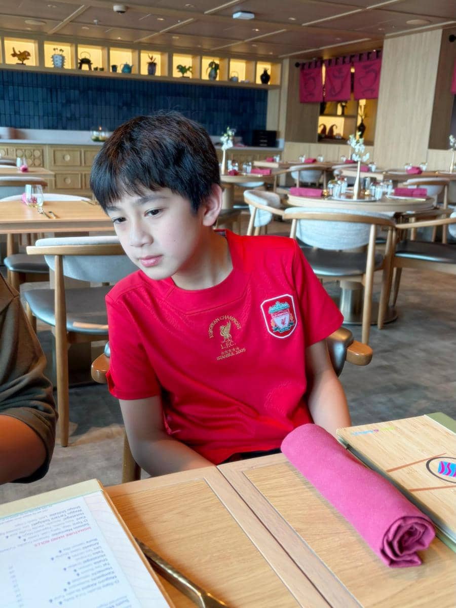 Nagita Slavina dan anak-anak liburan di Disney Cruise (instagram.com/raffinagita1717)