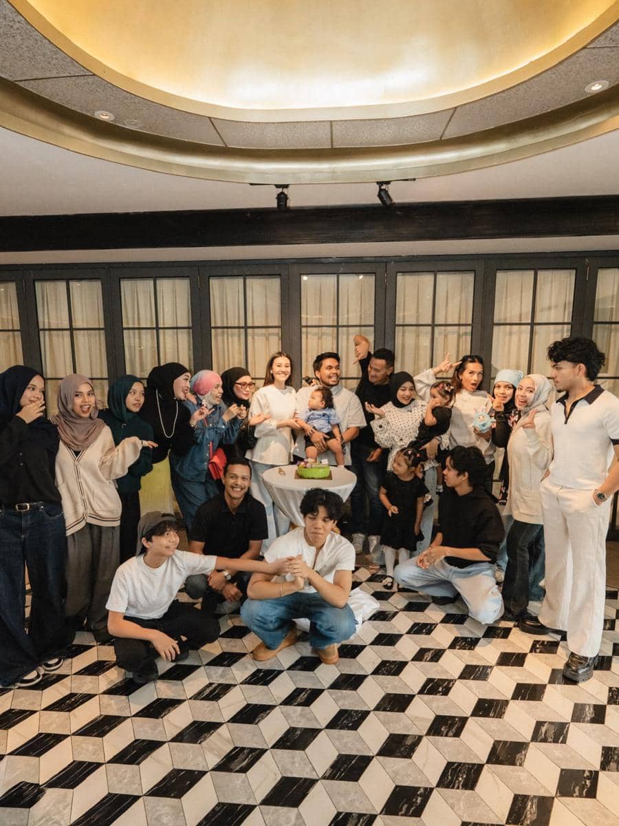 Ulang Tahun Arash Anak Aaliyah (instagram.com/thariqhalilintar)