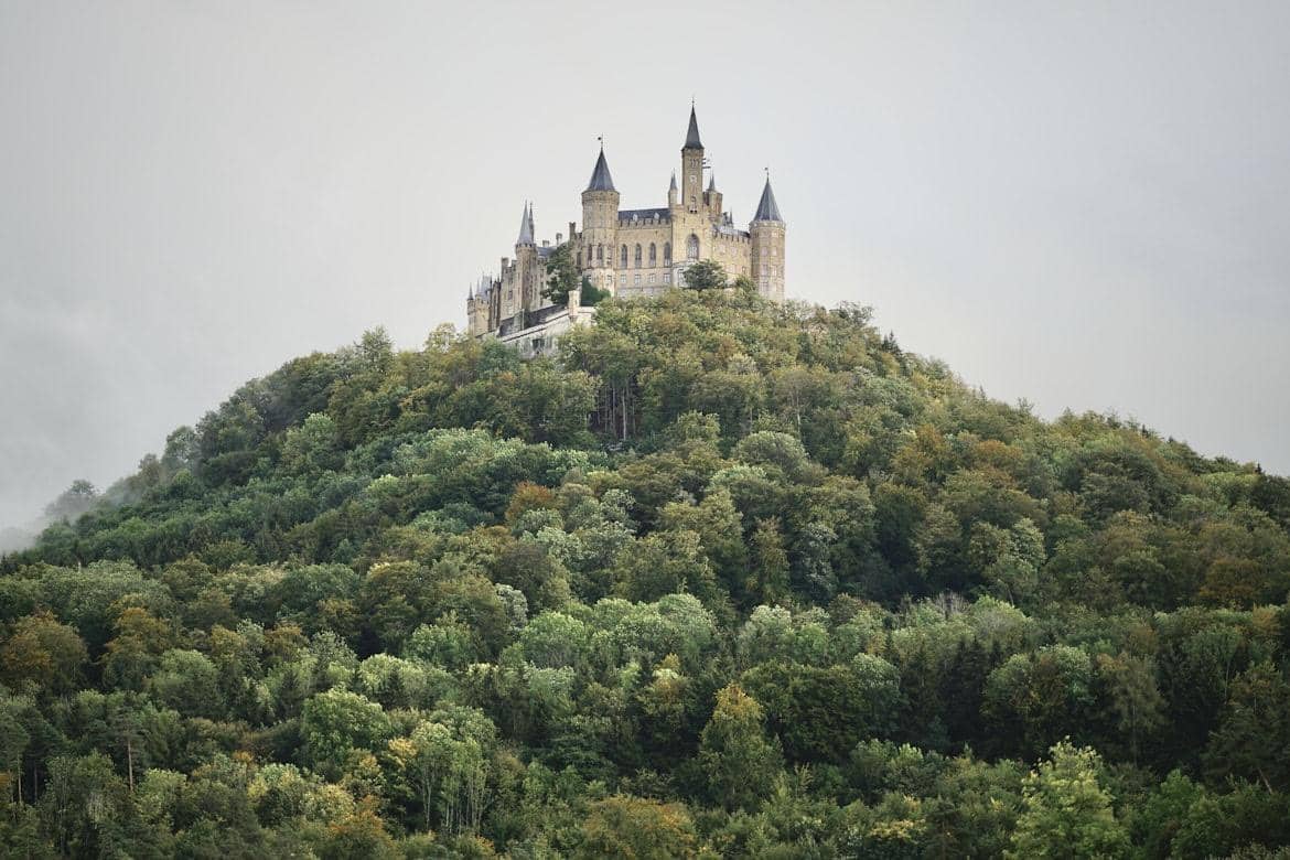 ilustrasi Kastil Hohenzollern