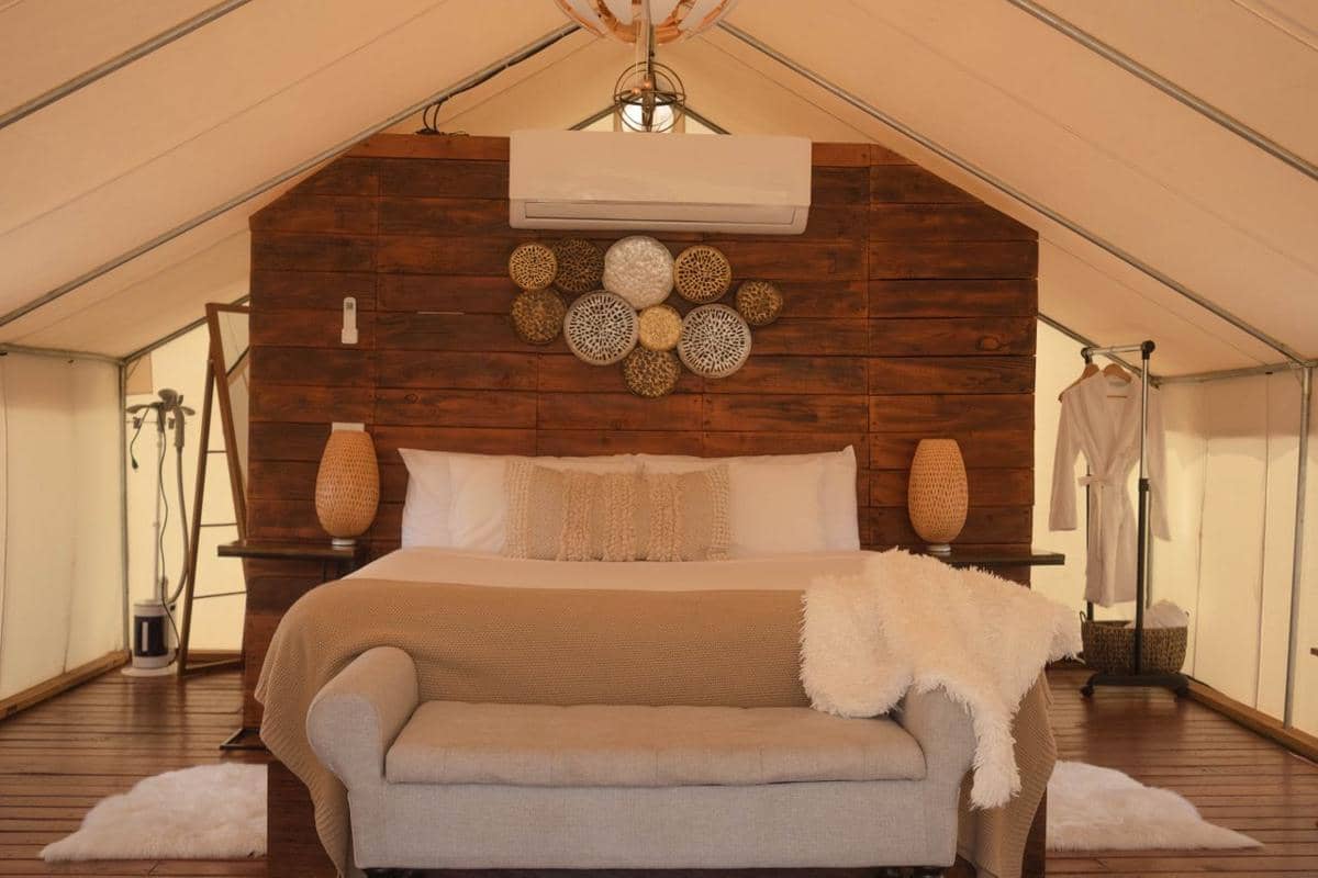 ilustrasi pemanas dalam glamping