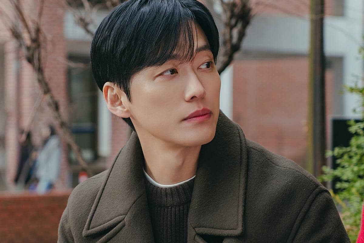Still cut The Husband
