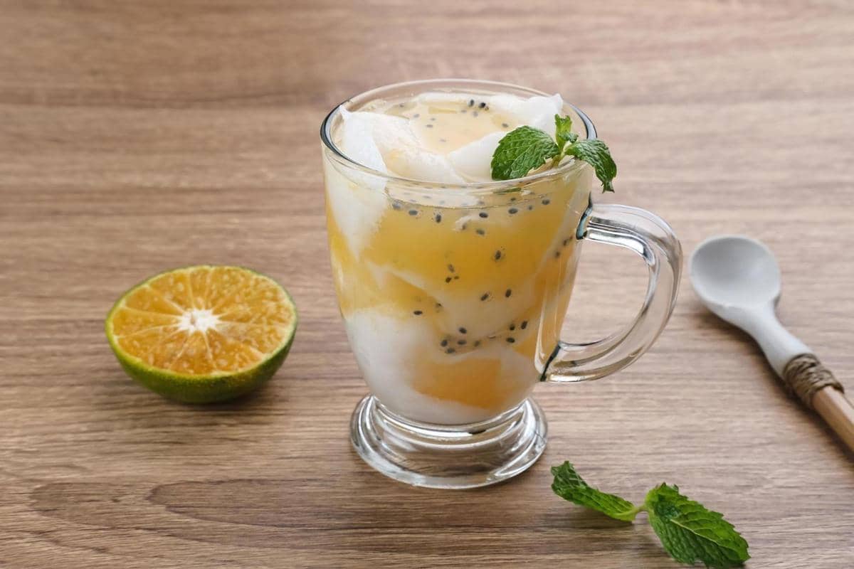 Resep Es Kelapa Kopyor Jeruk yang Segar untuk Cuaca Panas