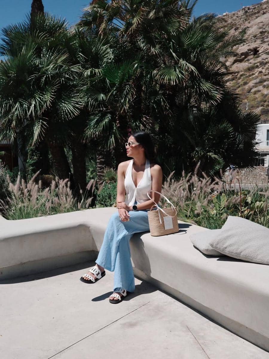 Yunita Siregar liburan di Pulau Mykonos