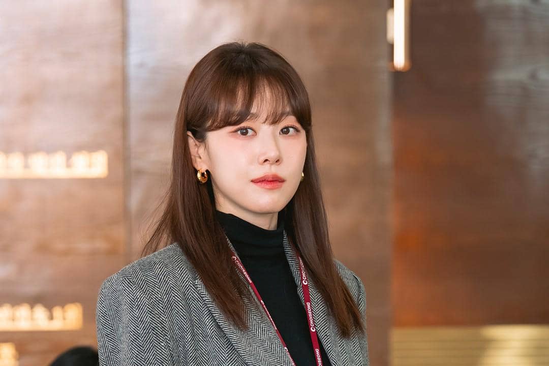 Still cut drama Reborn Rookie.