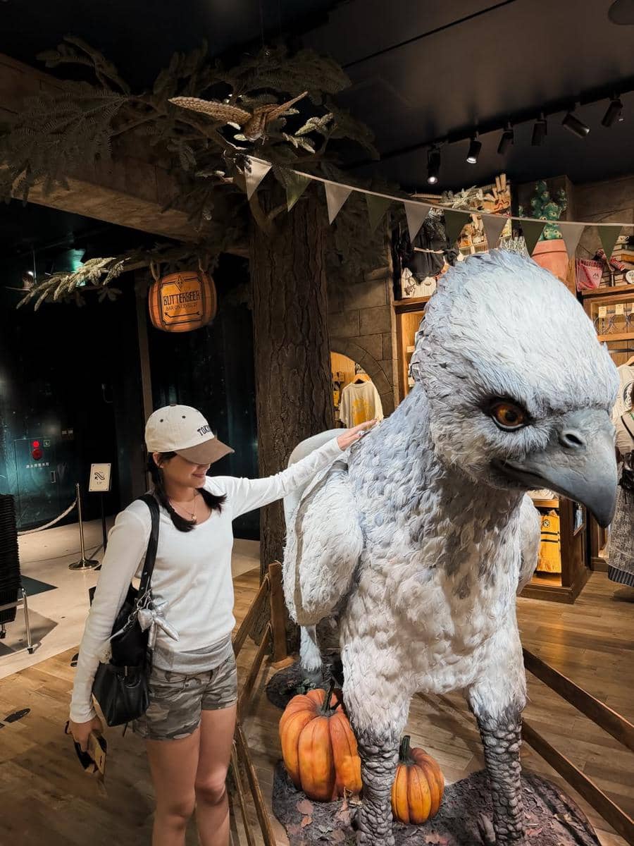 Callista Arum di Harry Potter Shop Harajuku.