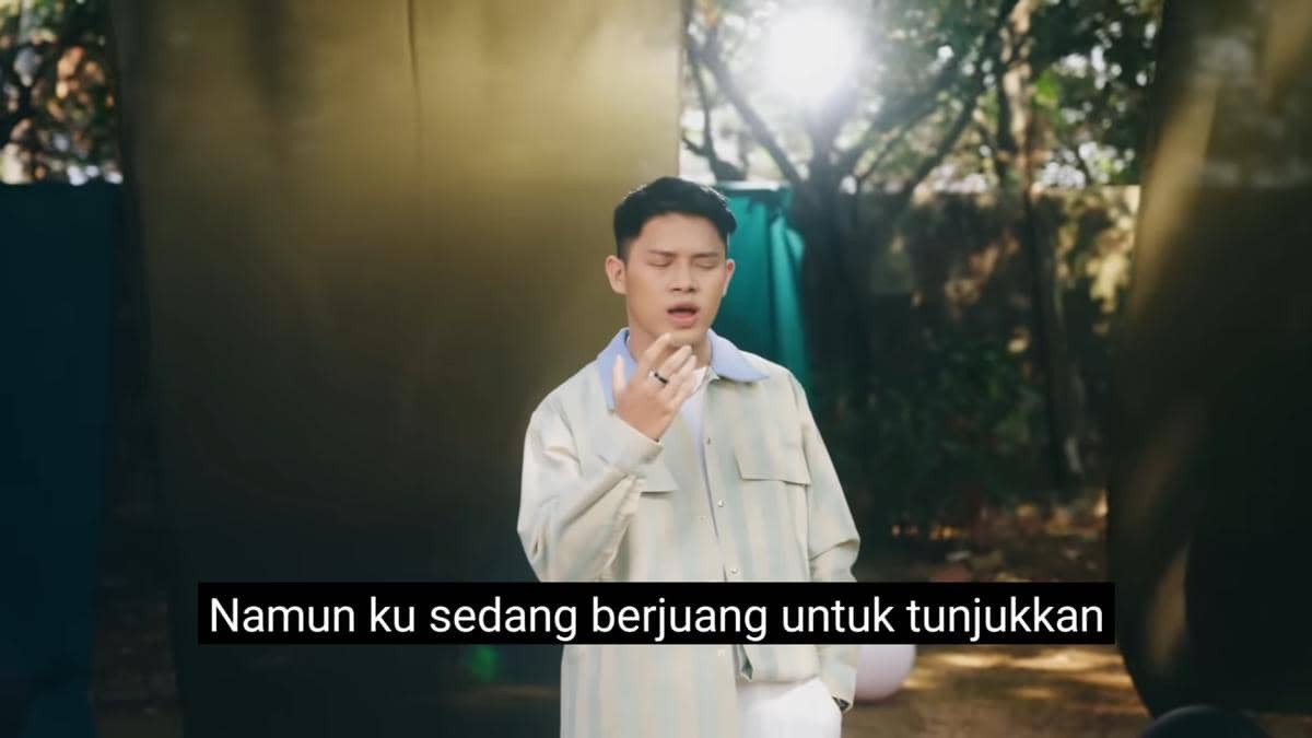 cuplikan video klip "Mengapa"