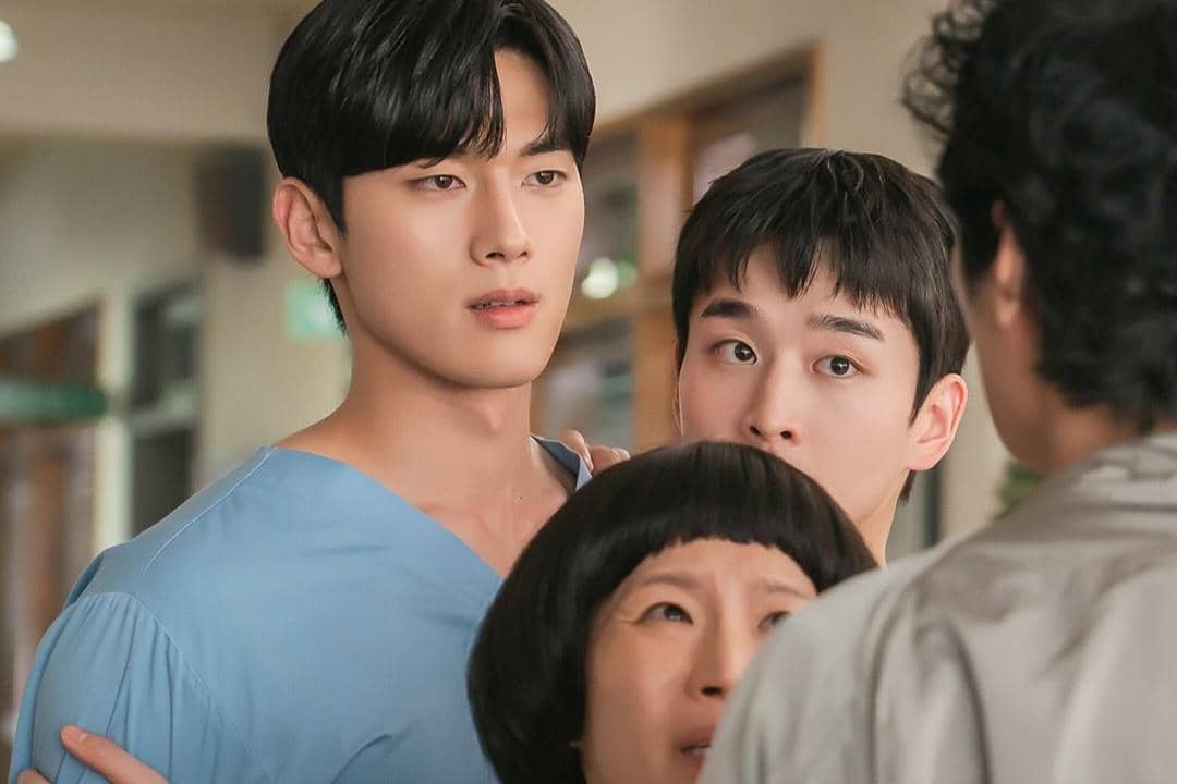 7 Konflik Tenaga Medis dan Warga Pyeondongdo di Doctor on the Edge