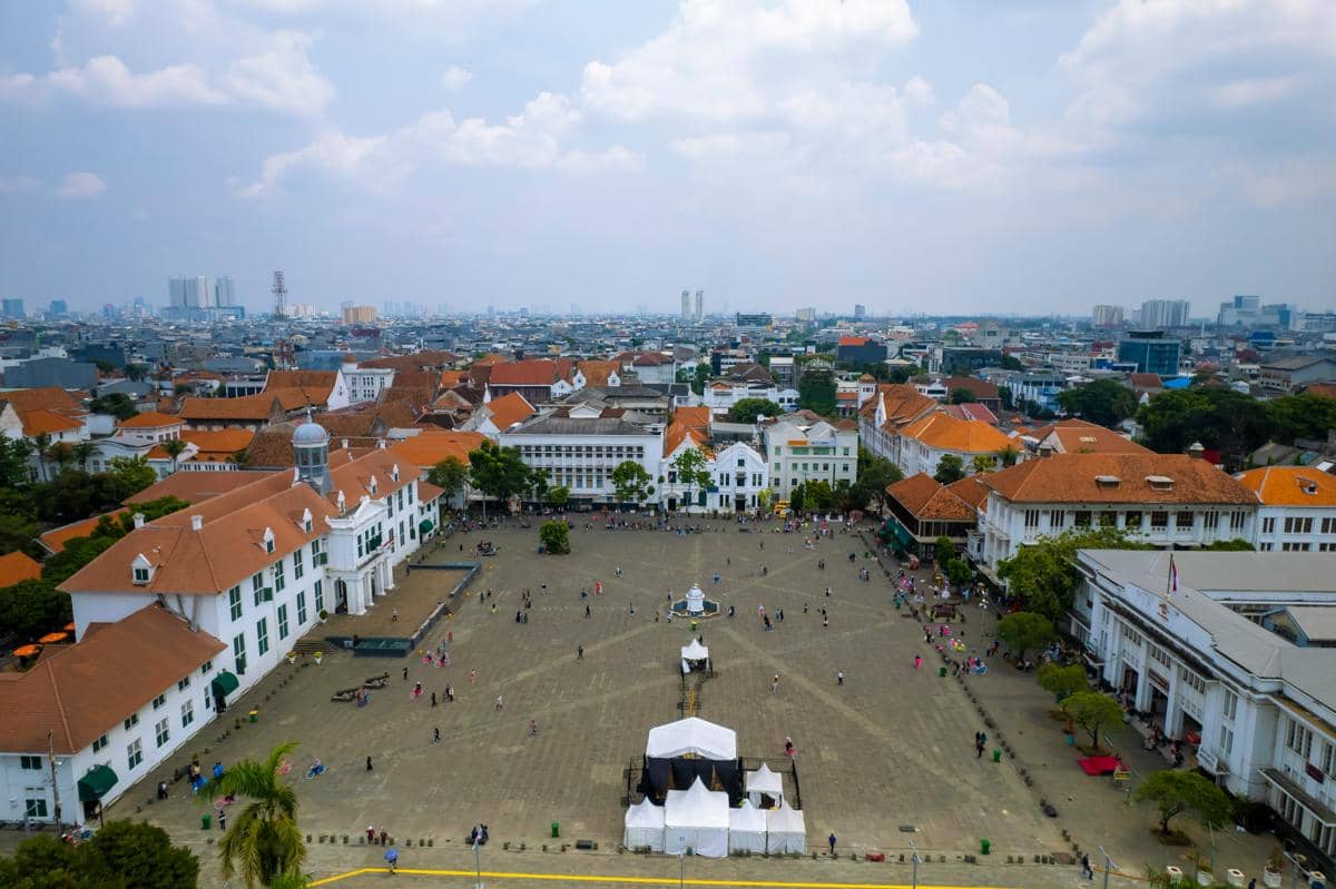 ilusrasi kota tua