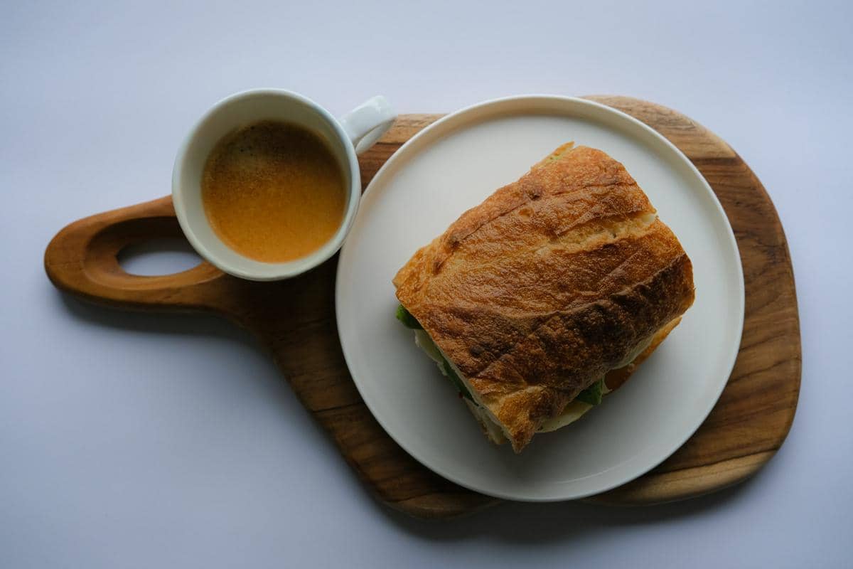 Resep Sandwich French Dip, Makin Nikmat Dicelup ke Kuah!