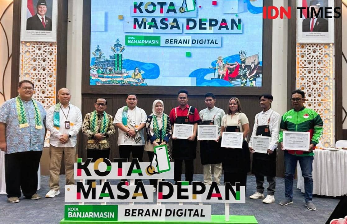 Grab Dorong UMKM Banjarmasin Naik Kelas, 25 Pelaku Usaha Terima Modal