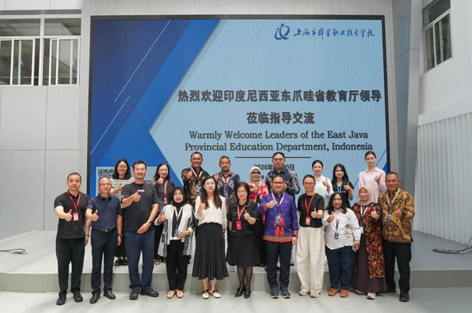Arek Jatim Disiapkan Belajar AI dan Gim dari China