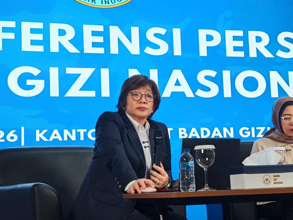Wakil Kepala Badan Gizi Nasional (BGN), Agustina Arumsari dalam konferensi pers di kantor MBG, Jakarta, Kamis (18/6/2026). (IDN Times/Ilman 