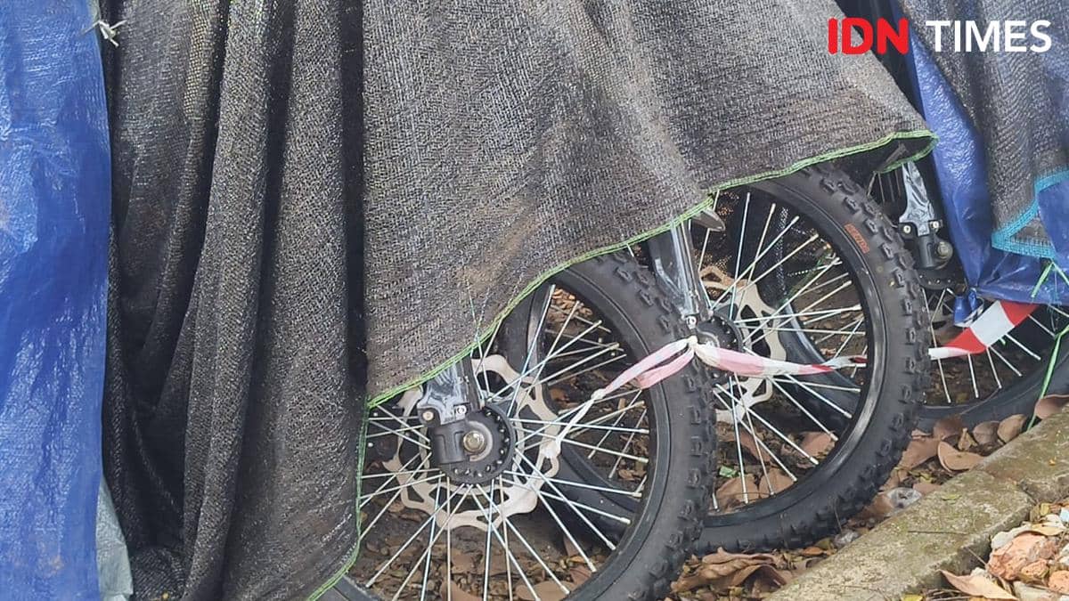 Gudang Motor Listrik MBG di Sentul Disegel, Aktivitas Masih Jalan