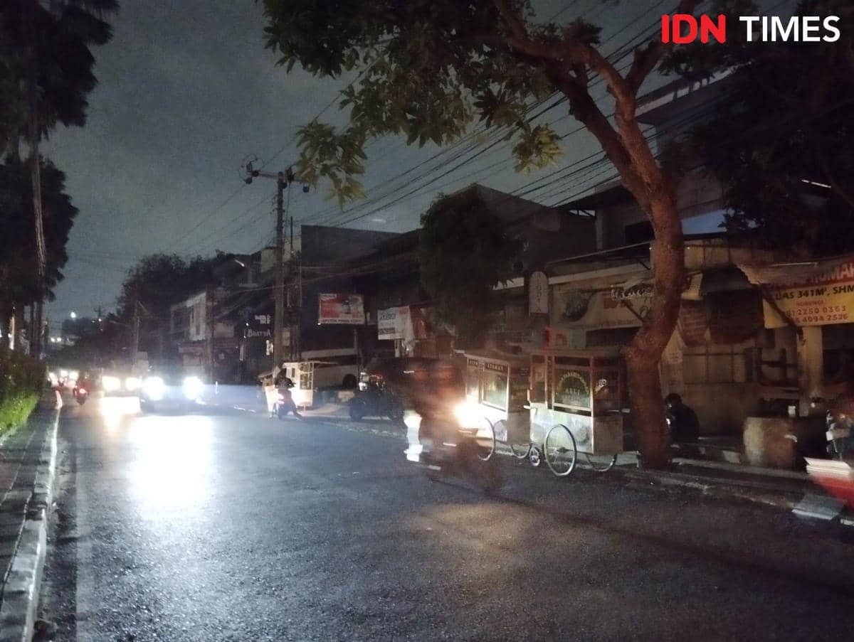 Pemadaman listrik di Kota Semarang, Kamis (18/6/2026). (IDN Times/Dhana Kencana)4.jpg
