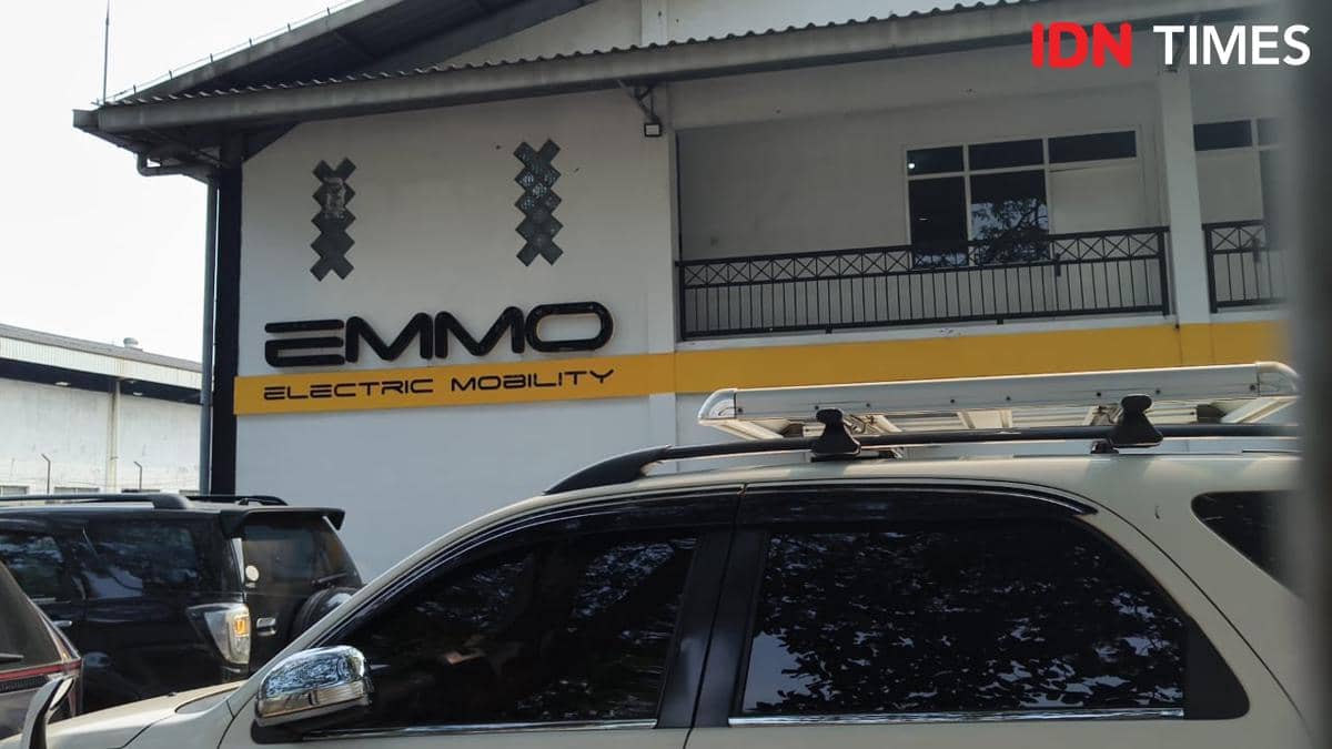 Gudang Motor Listrik MBG di Sentul Disegel, Aktivitas Masih Jalan