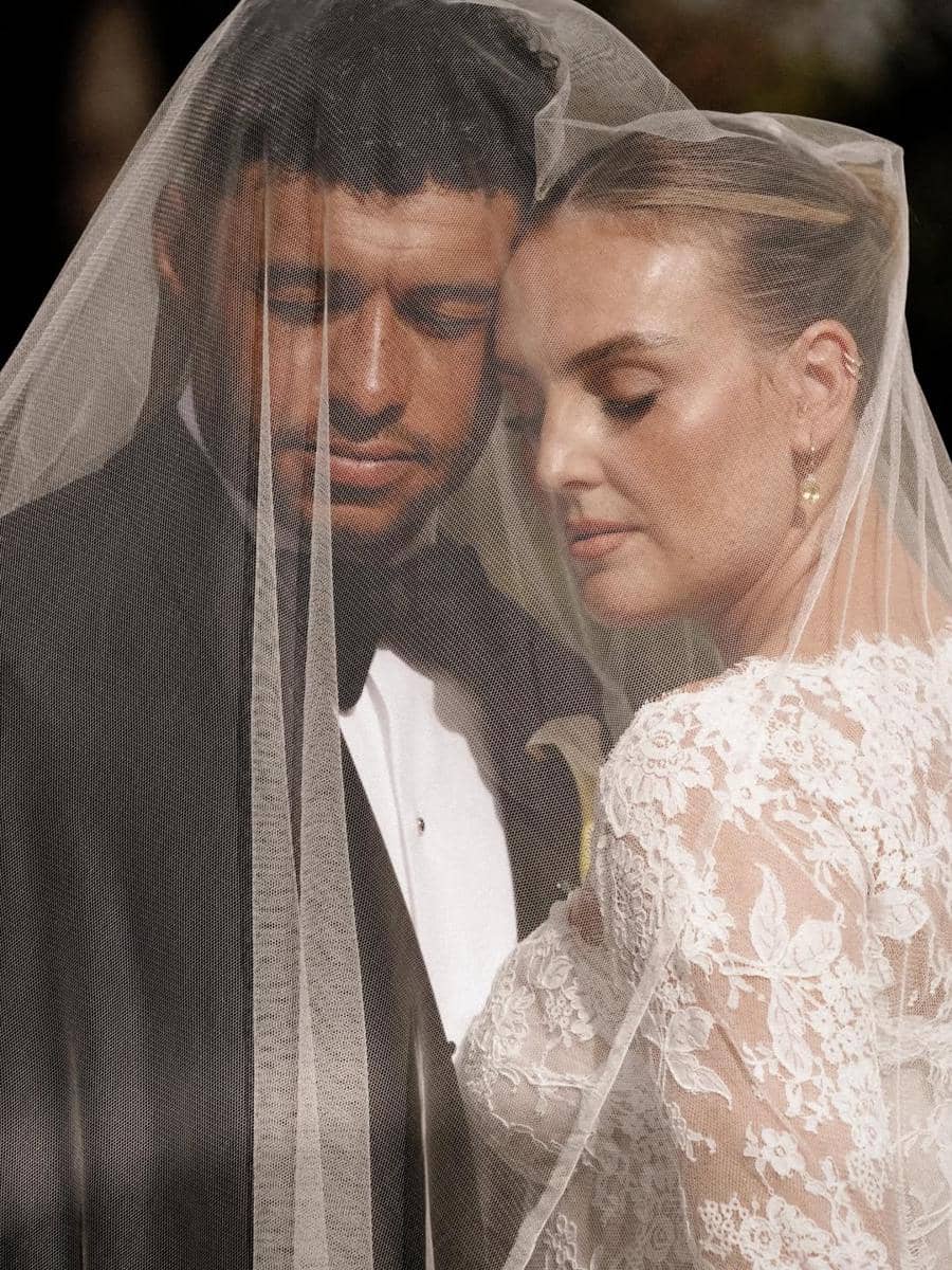 potret pernikahan Perrie Edwards dan Alex Oxlade-Chamberlain di Portugal