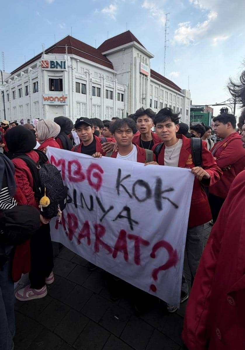 Aksi bertajuk "Merahkan Titik Nol", Rabu (17/6/2026). (Dok. Istimewa)