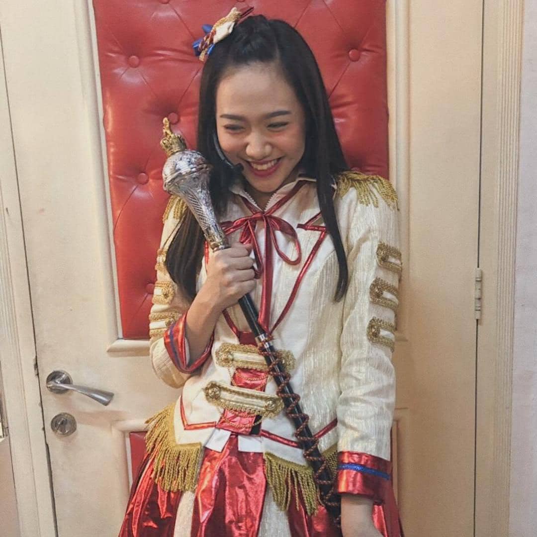 Shania Junianatha