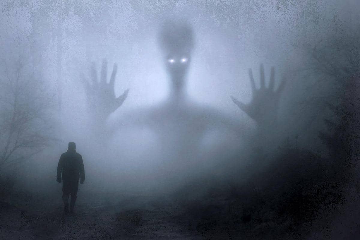 ilustrasi alien