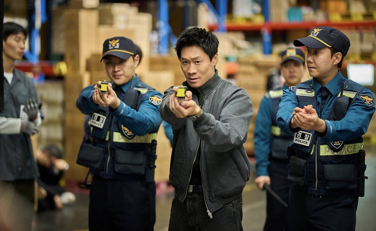 Alasan Ending Film Husbands in Action Memuaskan, Keadilan Menang