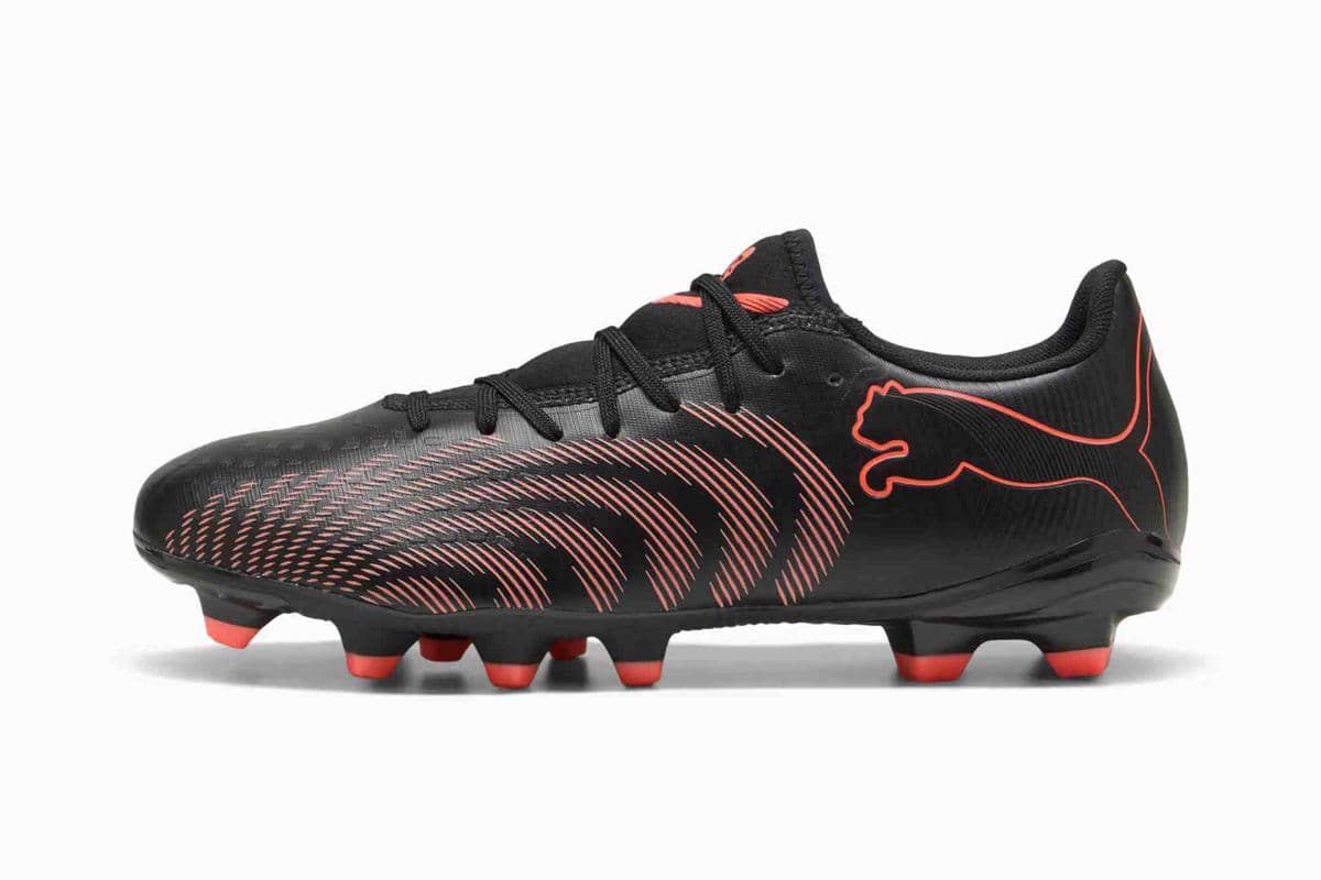 foto sepatu bola Puma original