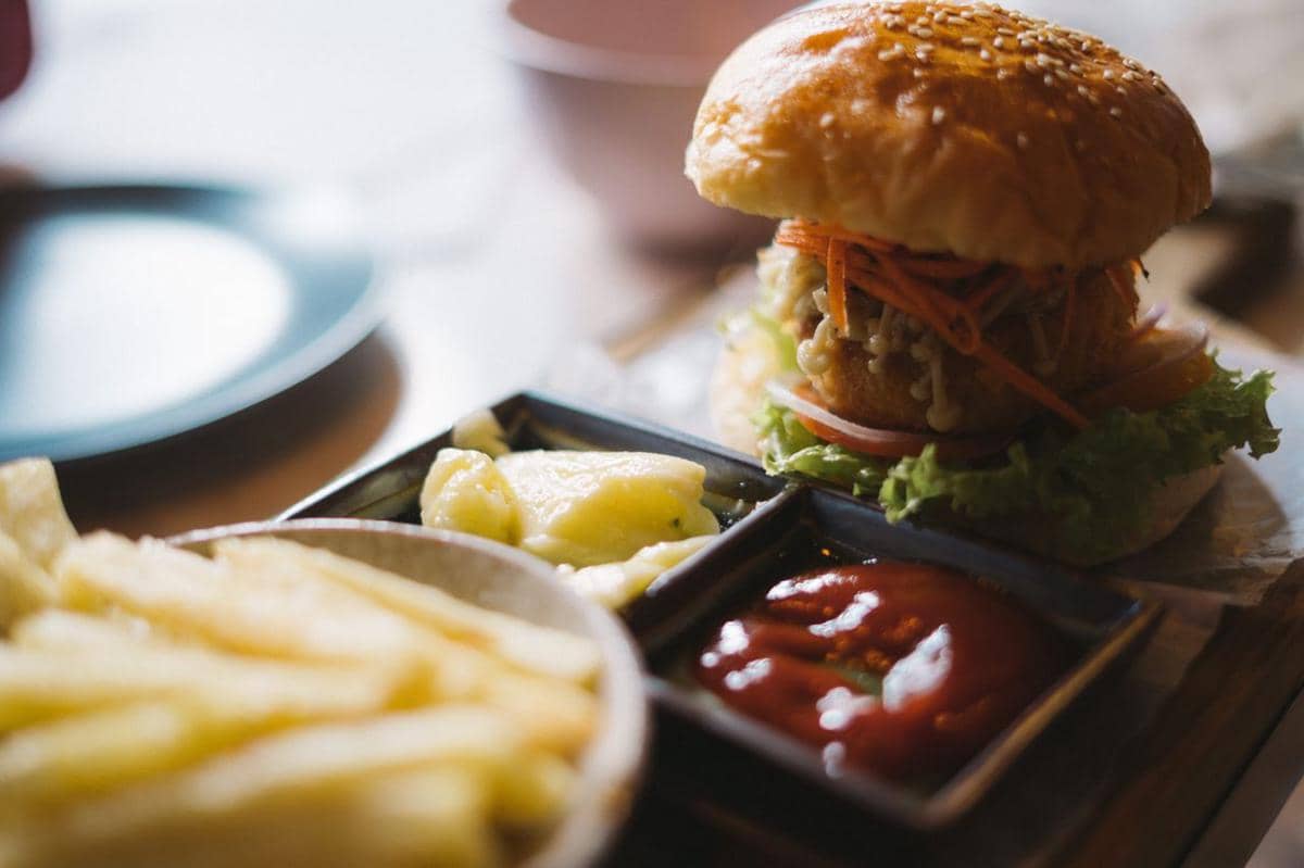 ilustrasi burger, fast food