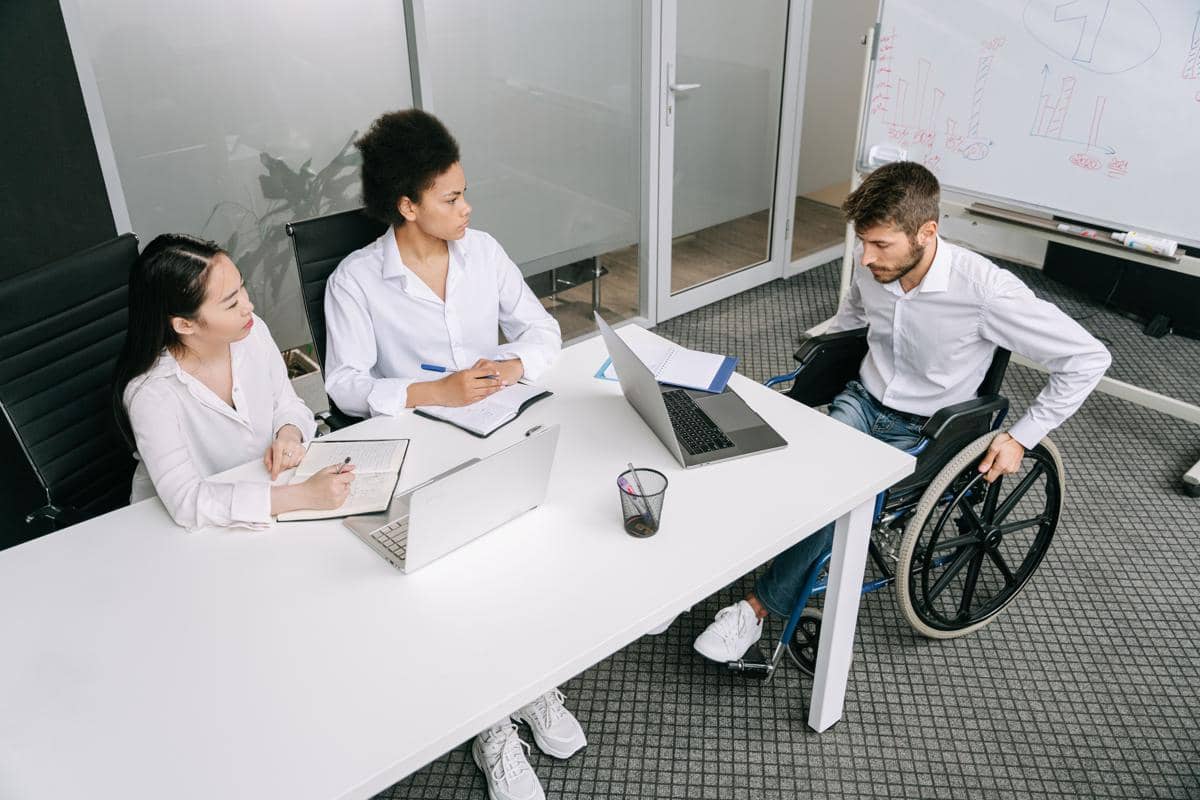 ilustrasi penyandang disabilitas