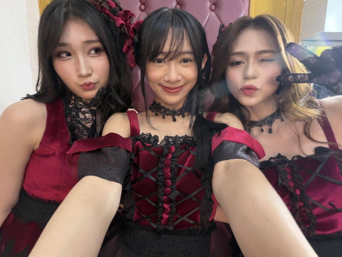 Levi, Auwia, dan Kathrina JKT48