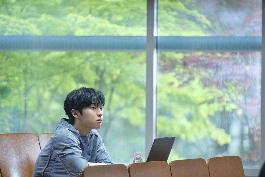 Still cut Notes from the Last Row
