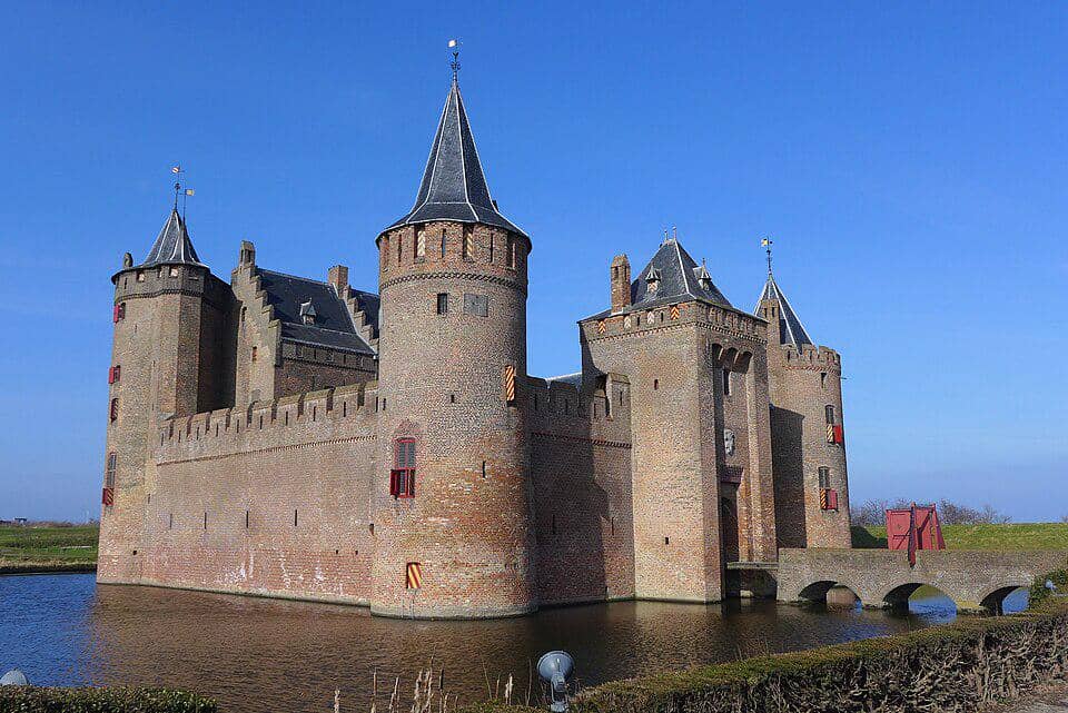 Kastil Muiden di Belanda