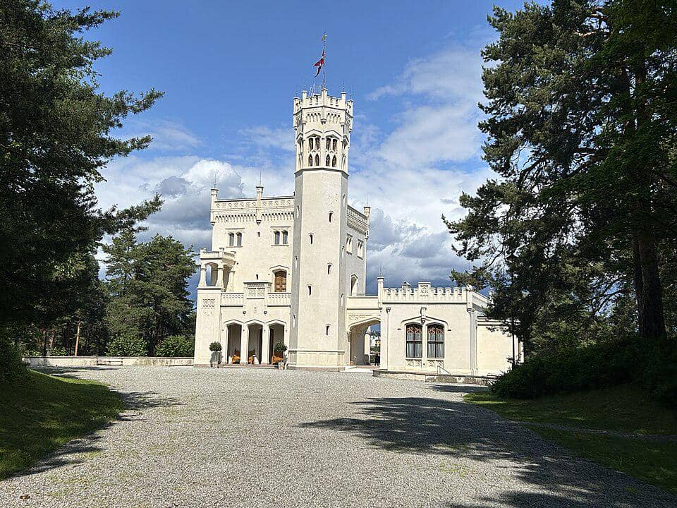 Istana Oscarshall di Norwegia