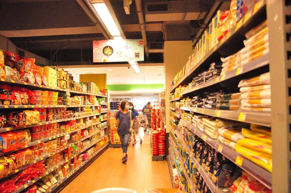 ilustrasi supermarket