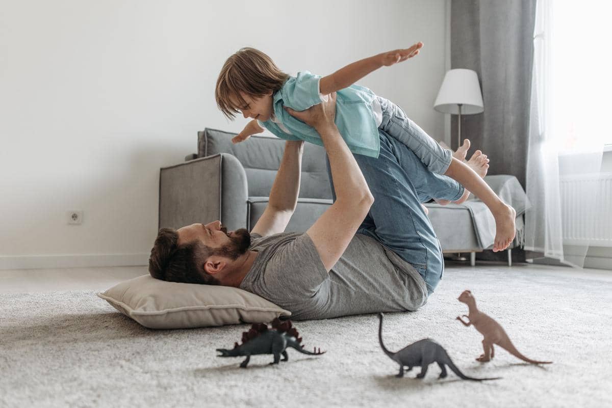5 Tanda Kamu Mengalami Father Wound, Pernah Merasakannya?