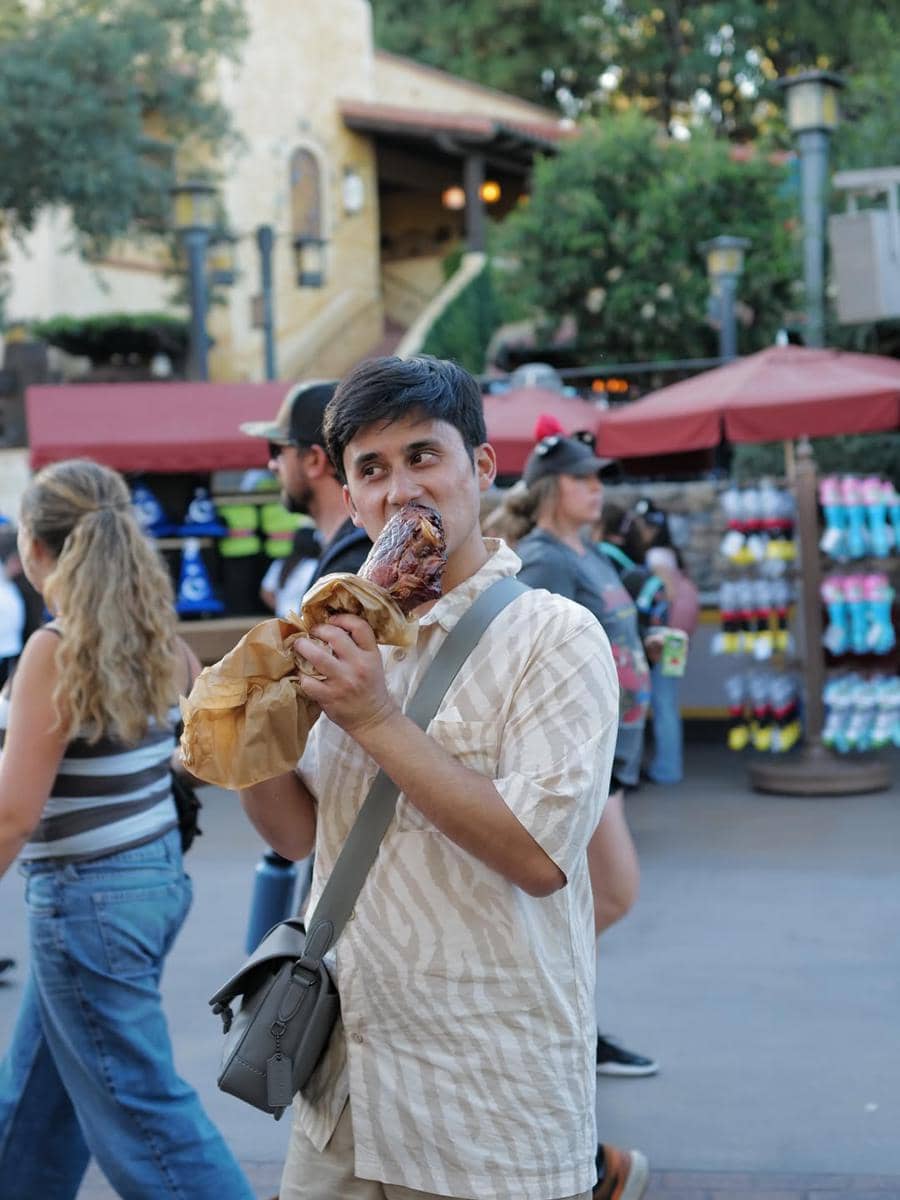 Alshad Ahmad liburan di Los Angeles
