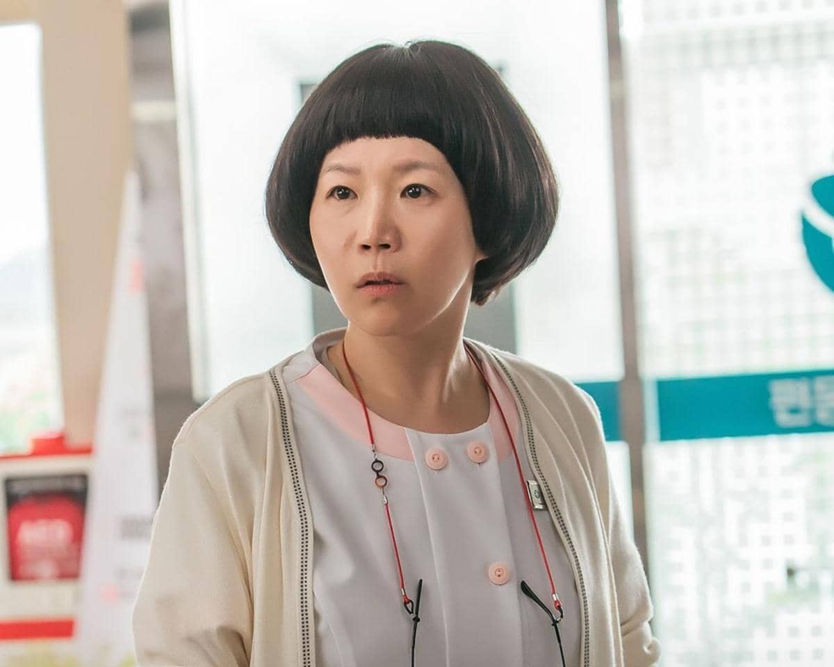 3 Peran Hwang Shin Hye Bagi Nakes Pyeondong-do di Doctor On The Edge