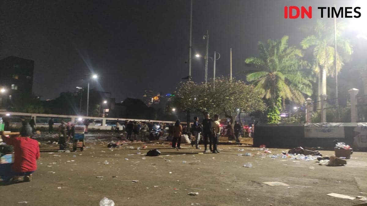 Demo di DPR Berlangsung Damai, Mahasiswa Mulai Membubarkan Diri