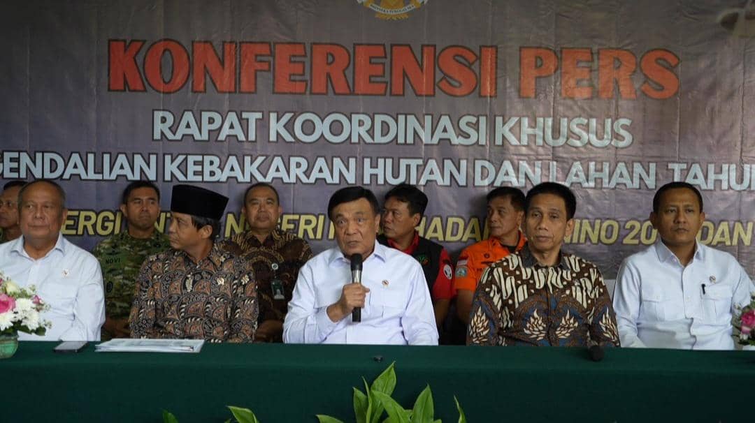 Antisipasi Karhutla 2026, Menko Polkam Soroti 6 Provinsi yang Rawan